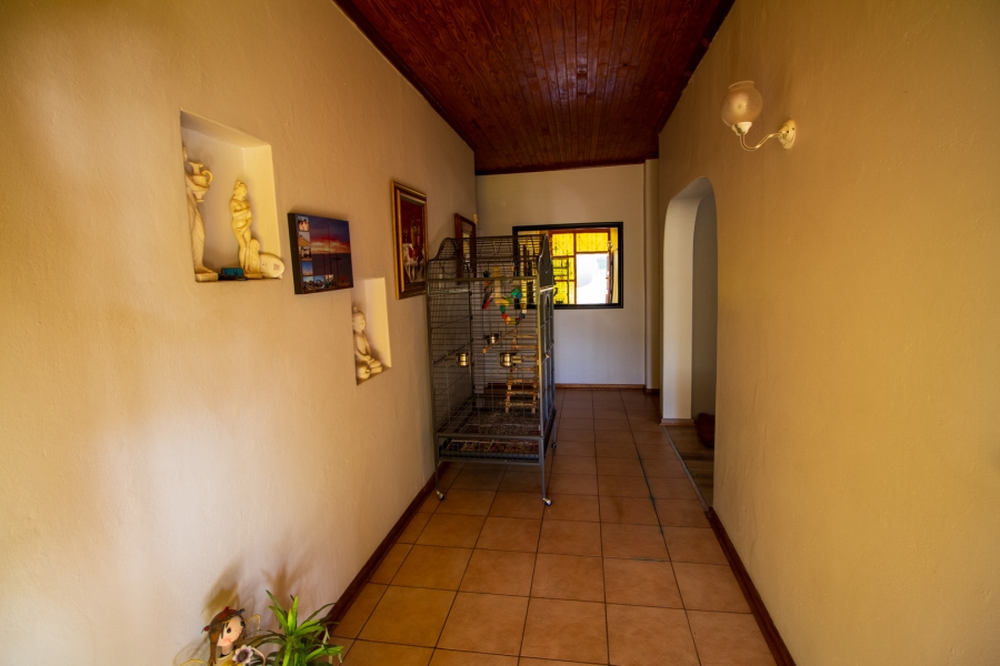 5 Bedroom Property for Sale in Middelpos Northern Cape